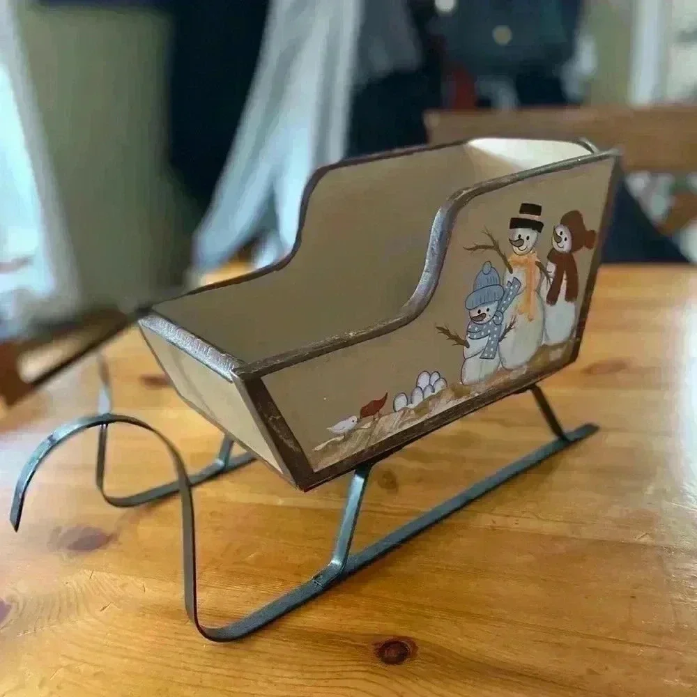 Christmas sled with snowmen